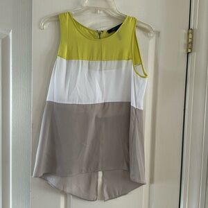 BCBGMaxazria top Size Small